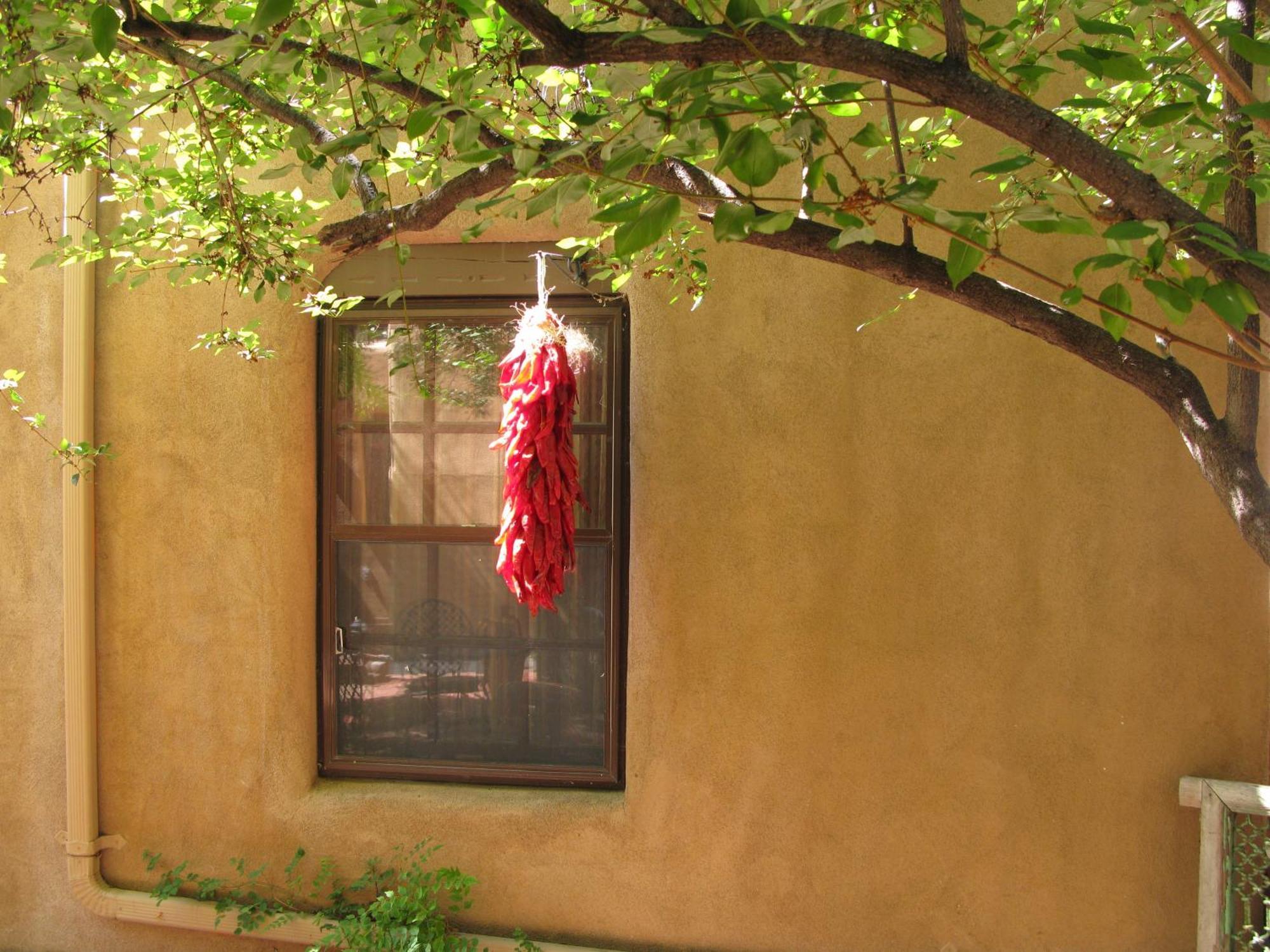 Casa De Tres Lunas/House Of Three Moons Santa Fe Exterior photo